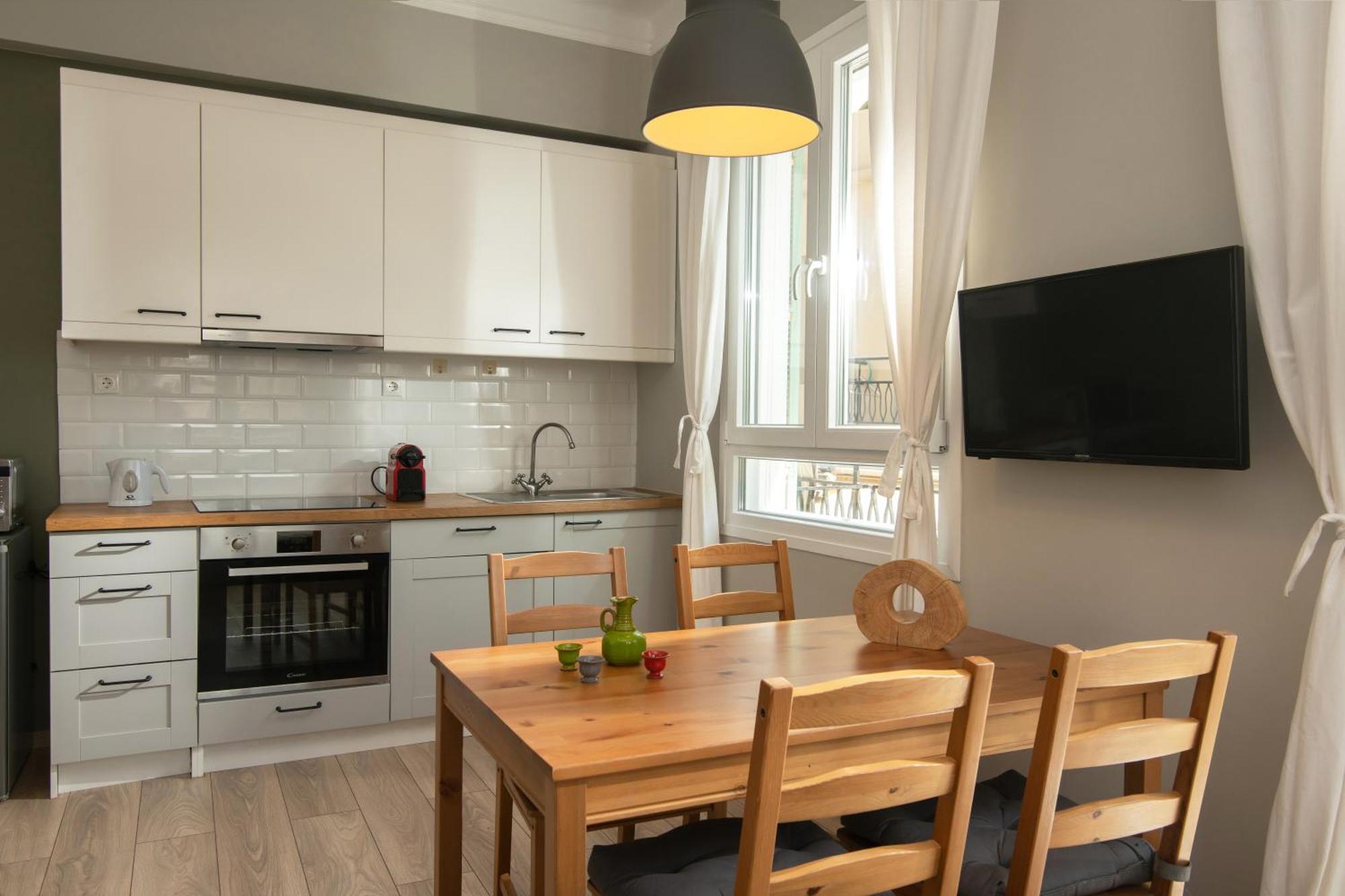 The Central Boutique Apartments Heraklion Exteriör bild