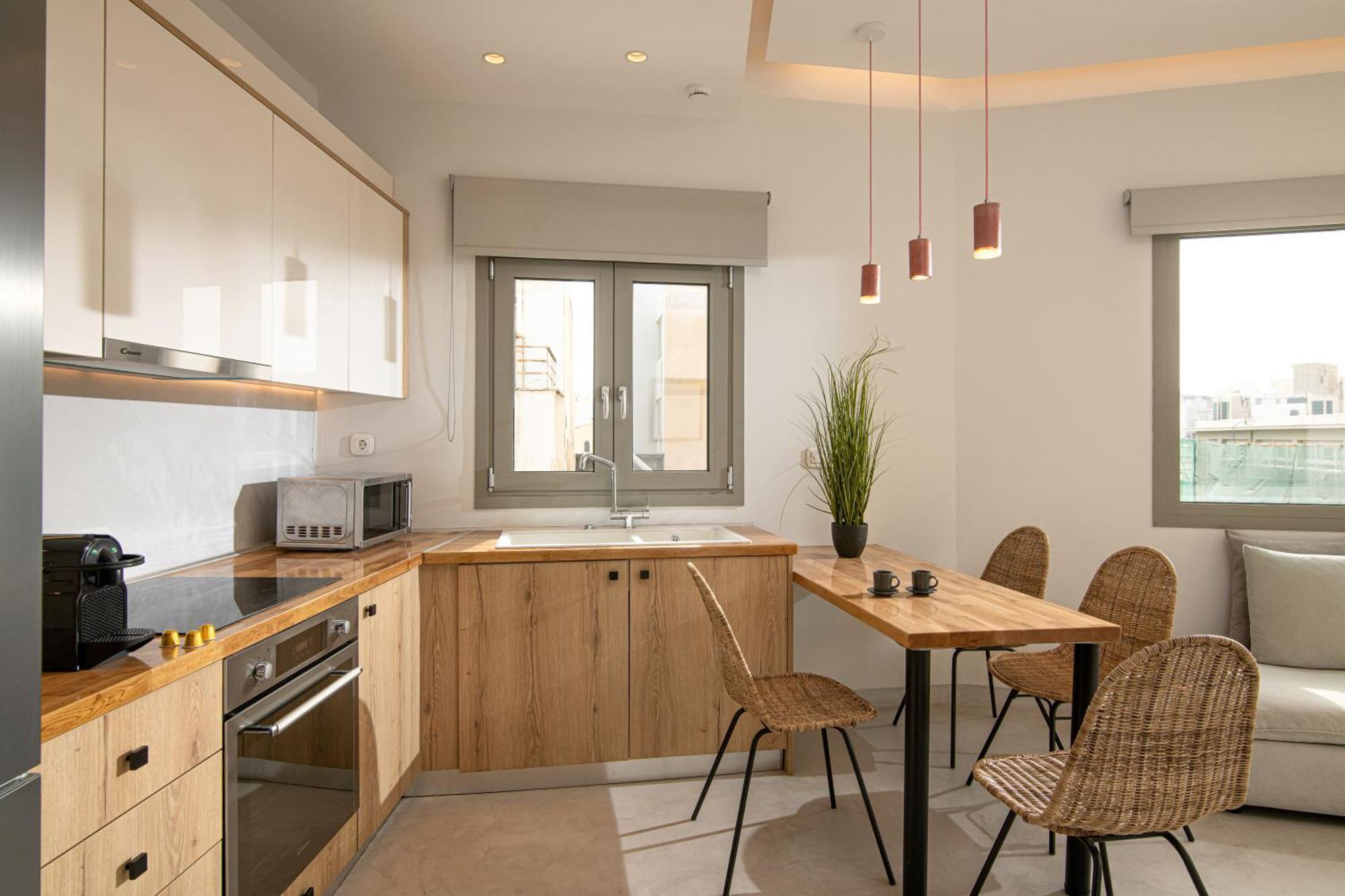 The Central Boutique Apartments Heraklion Exteriör bild