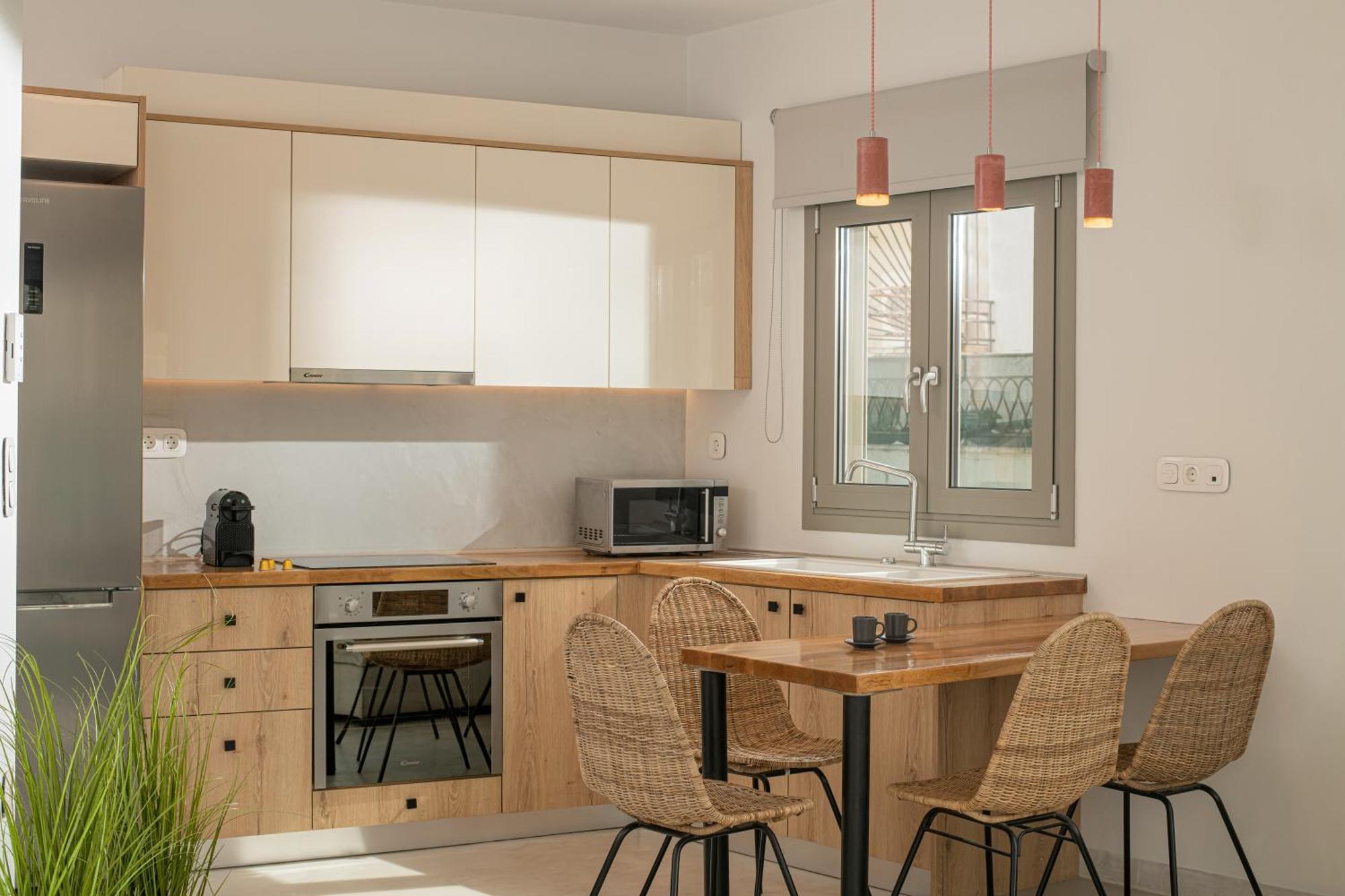 The Central Boutique Apartments Heraklion Exteriör bild