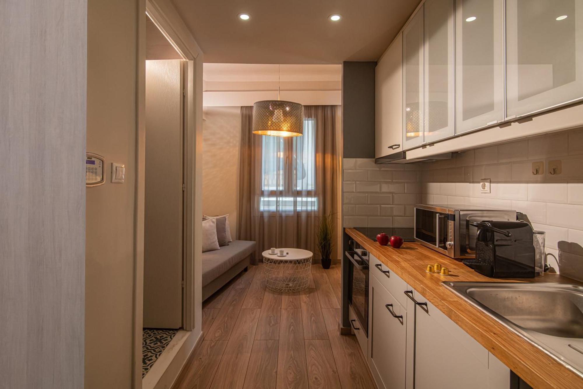 The Central Boutique Apartments Heraklion Exteriör bild