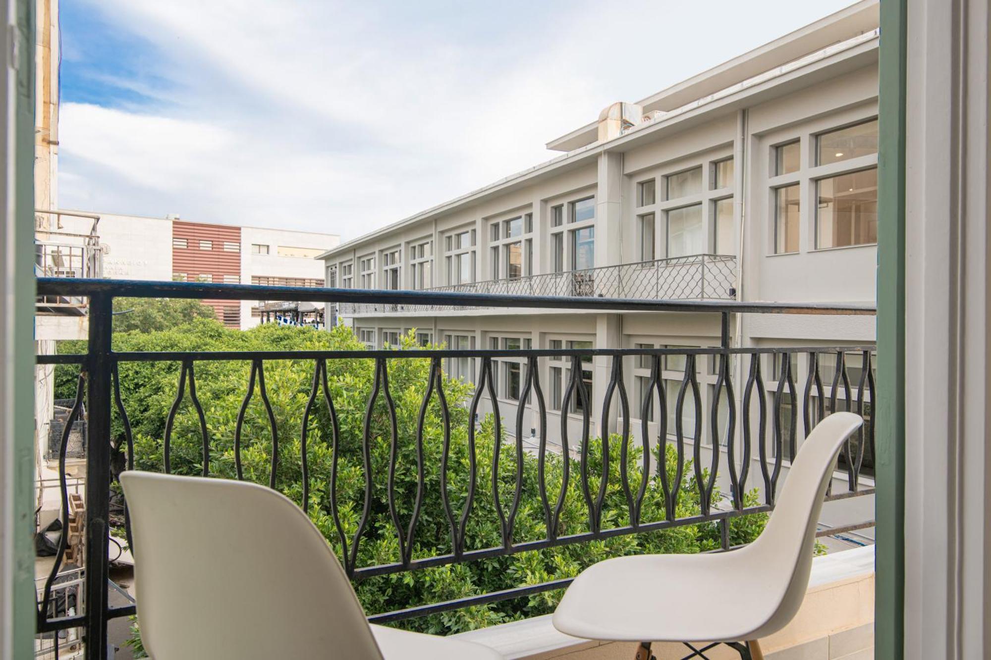 The Central Boutique Apartments Heraklion Exteriör bild