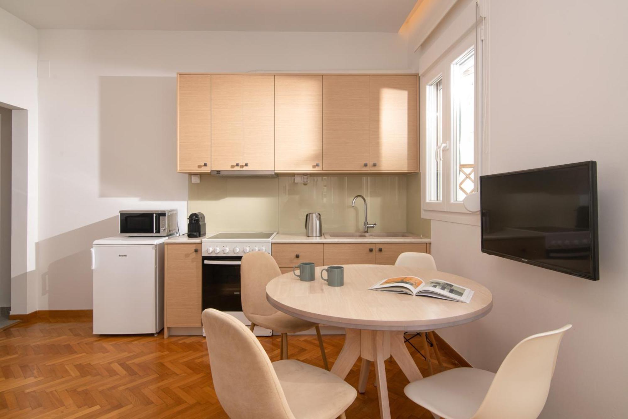 The Central Boutique Apartments Heraklion Exteriör bild